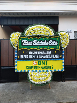 Papan Bunga Duka di Jayamekar